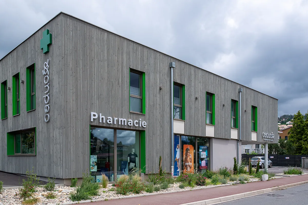 Pharmacie à L'Etrat, maison de santé Caducée